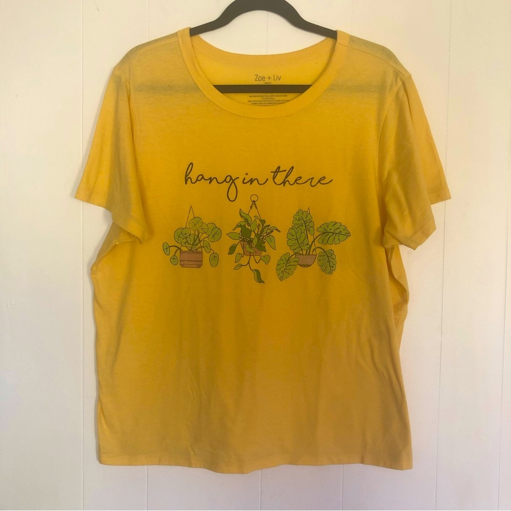 Zoe+Liv Yellow Plant “Hang In There” Graphic Tee Women’s XXL 🪴